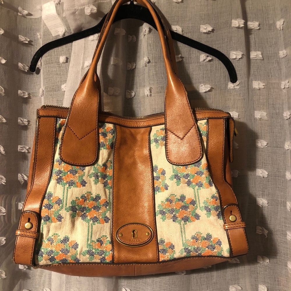 Fossil shoulder bag